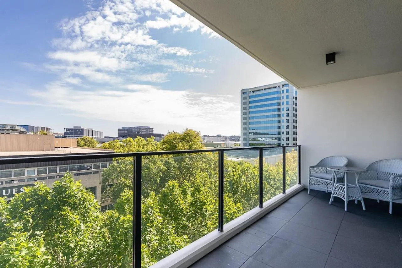 Apartment North-Facing Apt 3 Min To Canberra Times Fountain Australien